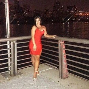 Meet your Posher, Crystal